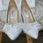 Glamorös Elfenben Glittriga / Glitter Paljetter Brudskor 2020 Läder Rhinestone Pärla 9 cm Stilettklackar Spetsiga Bröllop Pumps