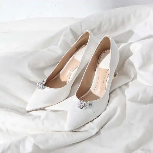 Classy Ivory Satin Rhinestone Wedding Shoes 2020 9 cm Stiletto Heels Pointed Toe Wedding Pumps