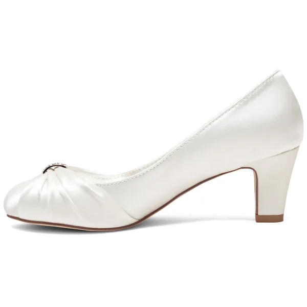 Elegant Ivory Wedding Shoes Rhinestone Bow 2024 6 cm Pumps Pointed Toe Stiletto Heels
