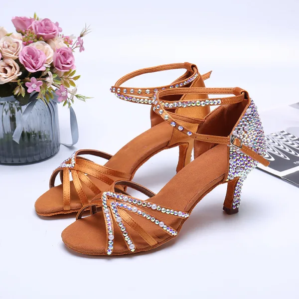 Charmant Braun Strass Latein Tanzschuhe 2020 Satin Knöchelriemen 8 cm Stilettos Peeptoes Tanzen Sandaletten