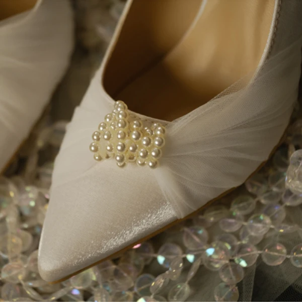 Elegant Ivory Bridesmaid Pearl Pumps 2020 Satin 7 cm Stiletto Heels Pointed Toe Pumps