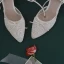 Charmant Blanche En Dentelle Fleur Chaussure De Mariée 2020 Noeud Bride Cheville 7 cm Talons Aiguilles À Bout Pointu Mariage Talons