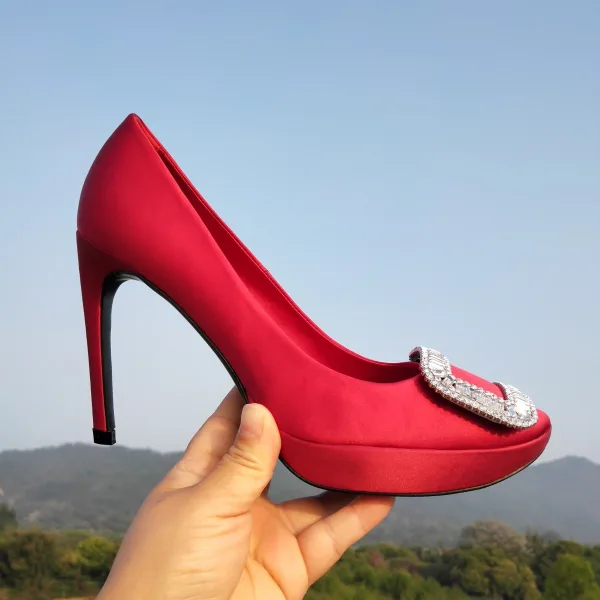 Edles Schwarz Strass Schnalle Ball Pumps 2021 Satin Wasserdichte 12 cm Stilettos Spitzschuh Pumps