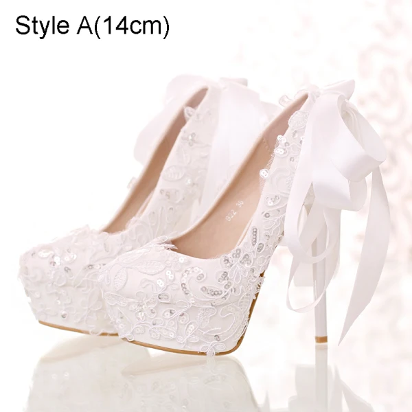 Charmant Ivory / Creme Spitze Schleife Pailletten Brautschuhe 2021 14 cm Stilettos Hochhackige Spitzschuh Hochzeit Pumps