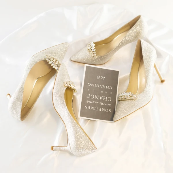 Błyszczące Srebrny Cekinami Buty Ślubne 2018 Skórzany Cekinowe Rhinestone 8 cm Szpilki Szpiczaste Ślub Czółenka