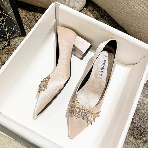 Chinese style Red Satin Rhinestone Wedding Shoes 2021 7 cm Thick Heels Pointed Toe Wedding High Heels Pumps