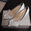 Elegant White Pearl Flower Wedding Shoes 2021 Leather 7 cm Stiletto Heels High Heels Pointed Toe Wedding Pumps