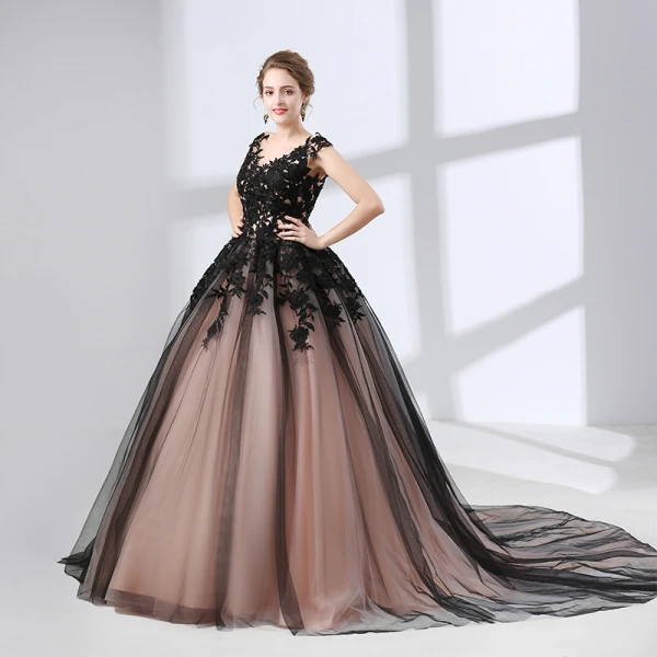 Chic / Beautiful Black Prom Dresses 2018 Ball Gown Appliques Lace V-Neck Sleeveless Chapel Train Formal Dresses