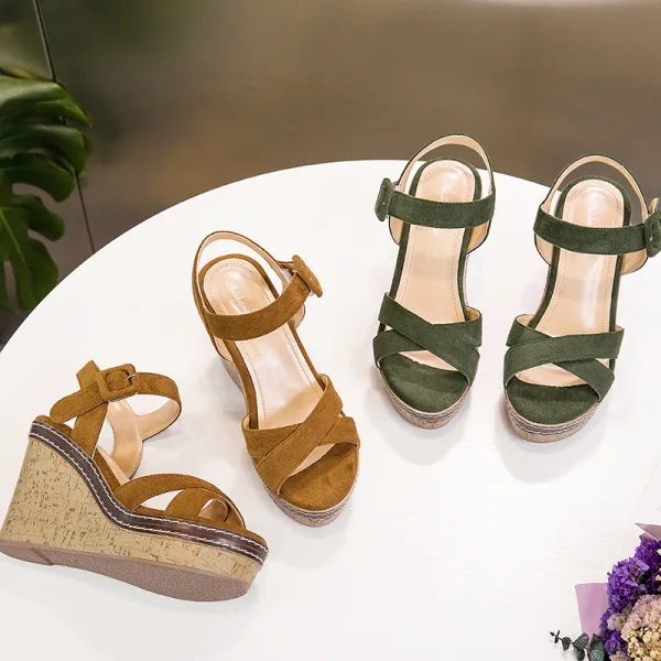 Chic / Beautiful Brown Street Wear Waterproof Womens Sandals 2021 Ankle Strap 11 cm Wedges Open / Peep Toe Sandals High Heels