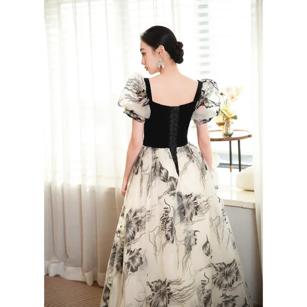 Élégant Noire Robe De Bal 2023 Princesse Encolure Carrée Manches Courtes Dos Nu Longue Robe De Ceremonie