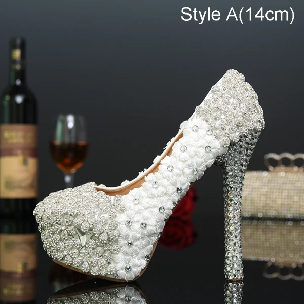 Scintillantes Charmant Argenté Faux Diamant Chaussure De Mariée 2021 Cuir En Dentelle Fleur 14 cm Talons Aiguilles Bottines À Bout Rond Mariage Escarpins Talons Hauts