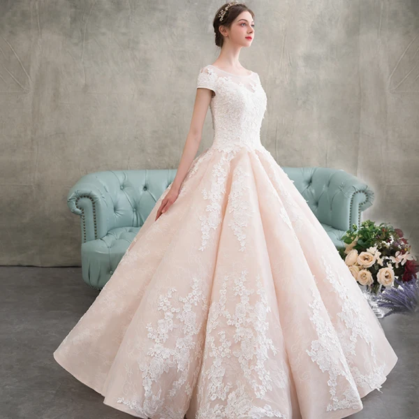 Elegant Champagne Wedding Dresses 2018 Ball Gown Appliques Lace Scoop Neck Short Sleeve Floor-Length / Long Wedding