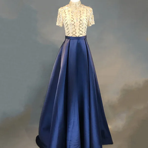 Chic / Belle Bleu Marine Robe De Soirée 2018 Princesse Ceinture Fait main Perlage Cristal Faux Diamant Paillettes Col Haut 1/2 Manches Train De Balayage Robe De Ceremonie