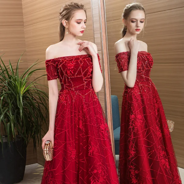 Modern / Fashion Burgundy Evening Dresses 2018 A-Line / Princess Beading Crystal Lace Flower Off-The-Shoulder Backless Short Sleeve Floor-Length / Long Formal Dresses