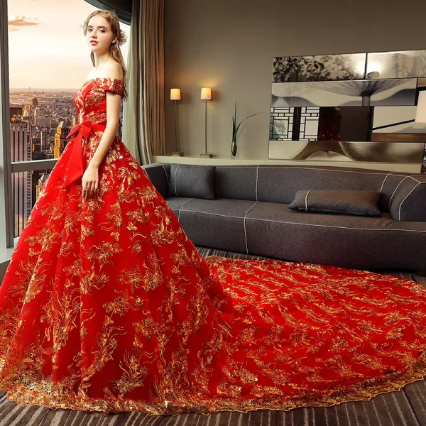 Luxe Rouge Robe De Mariée Princesse 2018 En Dentelle Paillettes De l'épaule Sans Manches Dos Nu Royal Train Mariage