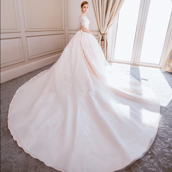 Elegante Champagne Trouwjurken 2018 Baljurk Kant Bloem Kralen Parel Ronde Hals 1/2 Mouwen Cathedral Train Huwelijk
