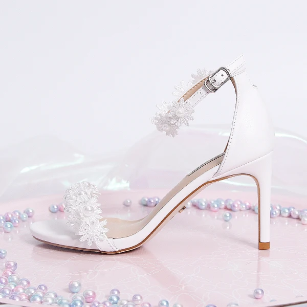 Sexy Blanche Jardin / Extérieur Sandales Femme 2020 Perle En Dentelle Fleur Bride Cheville 9 cm Talons Aiguilles Peep Toes / Bout Ouvert Sandales