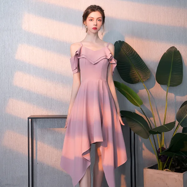 Amazing / Unique Blushing Pink Homecoming Graduation Dresses 2018 A-Line / Princess Spaghetti Straps Sleeveless Backless Knee-Length Formal Dresses