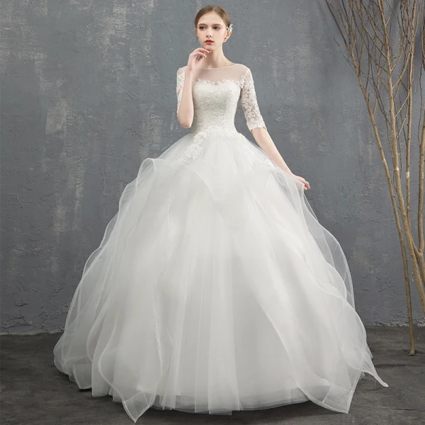 Elegant Ivory Wedding Dresses 2018 Ball Gown Cascading Ruffles Lace Flower Scoop Neck 1/2 Sleeves Floor-Length / Long Wedding