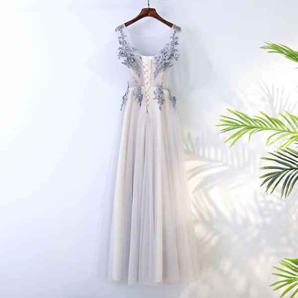 Chic / Beautiful White Bridesmaid Dresses 2017 A-Line / Princess Crossed Straps Appliques Beading Lace Scoop Neck 1/2 Sleeves Tea-length