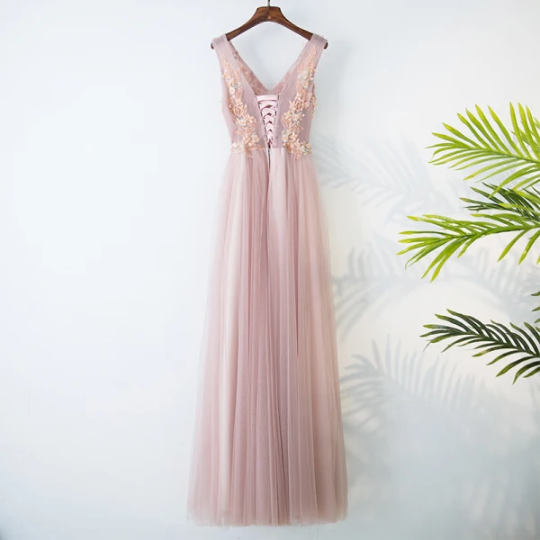 Chic / Beautiful Champagne Bridesmaid Dresses 2017 A-Line / Princess V-Neck Sleeveless Crossed Straps Appliques Beading Lace Tulle Bridesmaid Tea-length