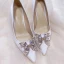 Schöne Ivory / Creme Abend Strass Schmetterling Pumps 2021 Leder 8 cm Stilettos Spitzschuh Pumps Hochhackige