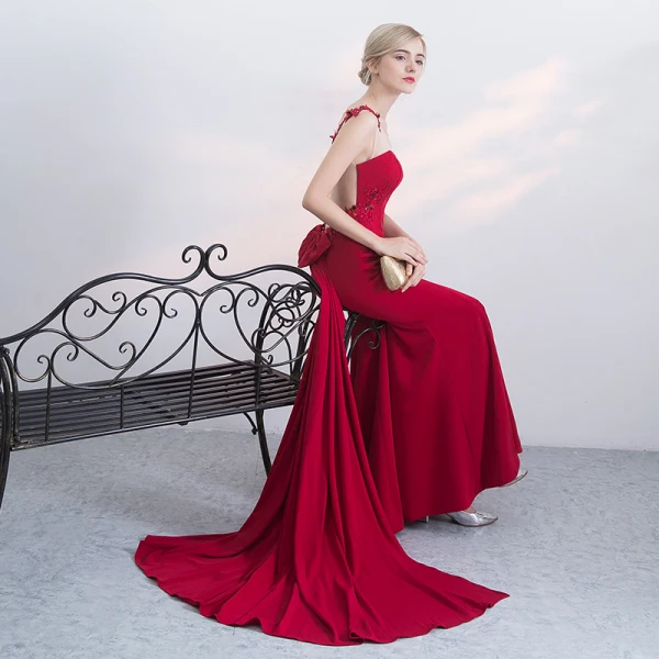 Chic / Beautiful Red Evening Dresses 2017 Trumpet / Mermaid Zipper Up Beading Bow Lace Flower Sequins Sleeveless Scoop Neck Court Train Evening Party