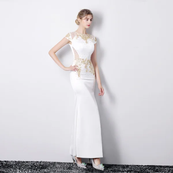 Chic / Belle Fendue devant Robe De Soirée 2017 Trompette / Sirène En Dentelle Fleur Cristal Encolure Dégagée Manches Courtes Longueur Cheville Robe De Ceremonie