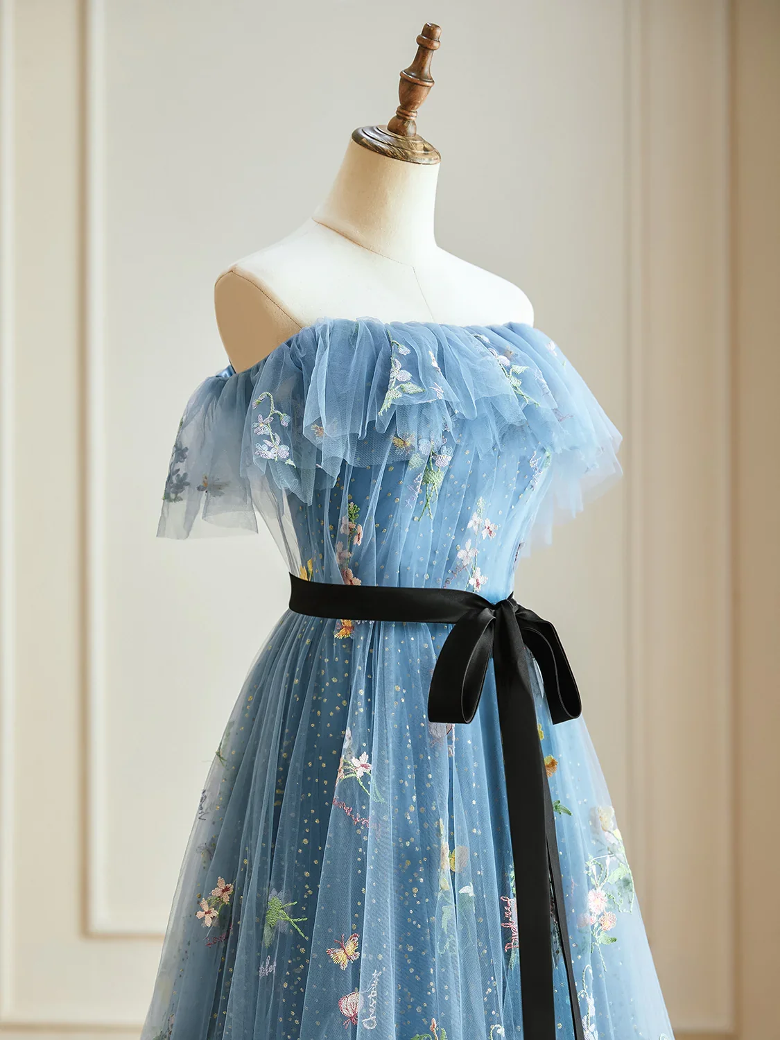 sachin and babi light blue dress Retrofete Lark Embroidered Dress in Lemon