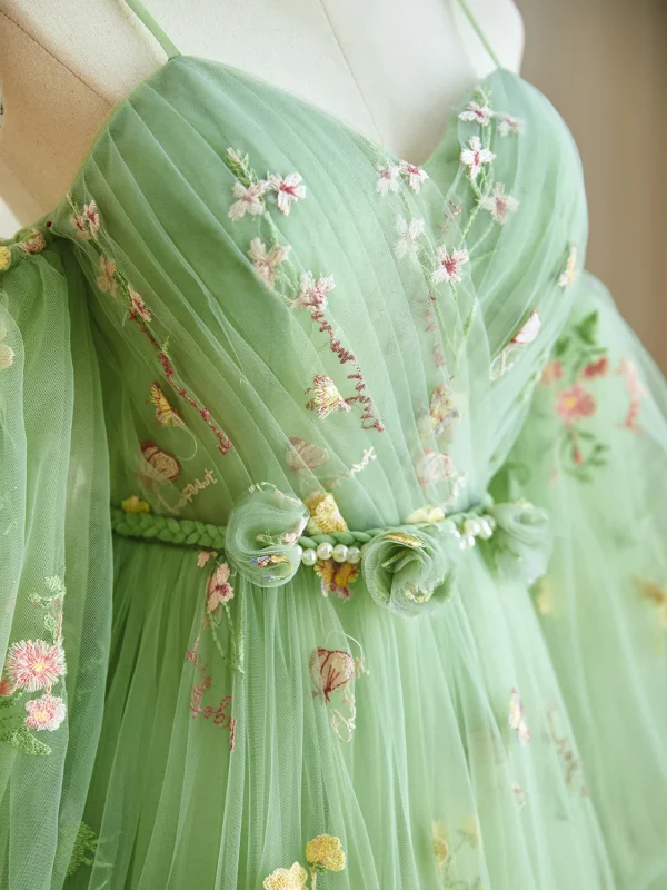 Fairytale Sage Green Embroidered Flower Spaghetti Straps Prom Dresses 2024  Floral Ruffle Tulle Floor-Length / Long