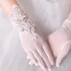 Luksusowe Białe Ślub 2018 Koronki Tiulowe Frezowanie Rękawiczki Ślubne