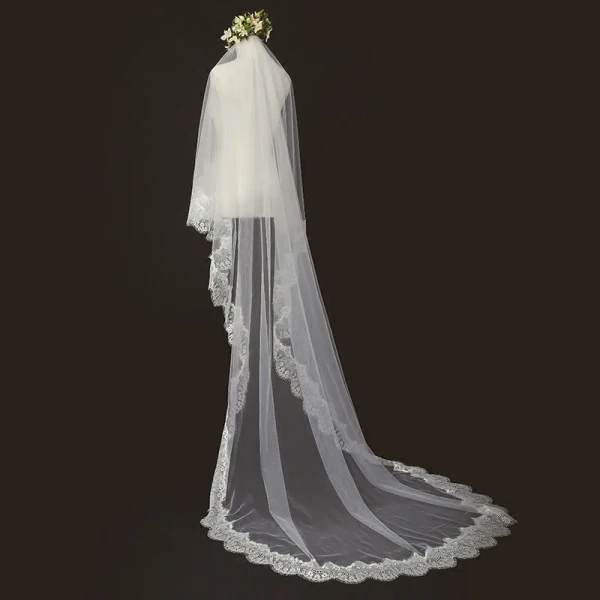 Unique Ivoire Tulle En Dentelle 2 m Chapel Train Appliques Voile De Mariée 2018