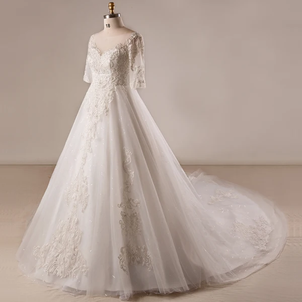 Luxury / Gorgeous Ivory 2018 Ball Gown Wedding V-Neck Lace Tulle 1/2 Sleeves Crossed Straps Appliques Backless Beading Sequins Summer Wedding Dresses