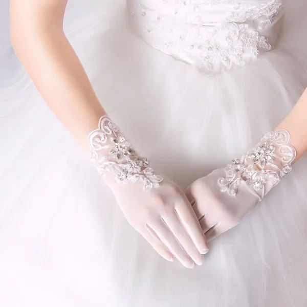 Luxury / Gorgeous White Wedding 2018 Lace-up Tulle Beading Bridal Gloves