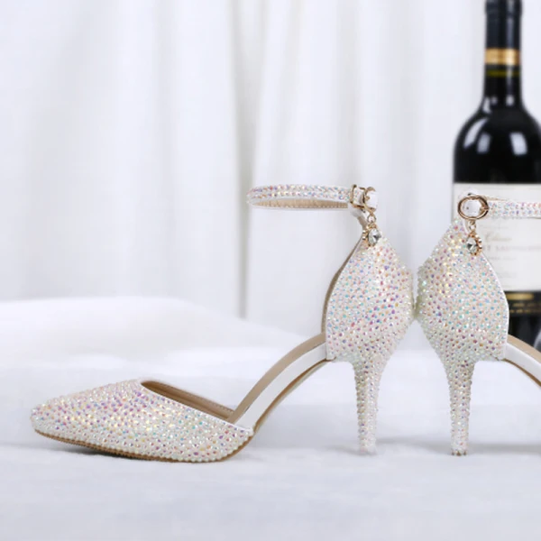 Charmig Fantastisk Multi-Färger 2018 Beading Rhinestone Bröllop Förlovnings Röda mattan Brudskor