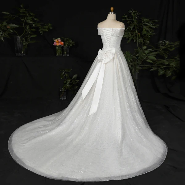 Glitzernden Bling Bling Ivory / Creme Plus Größe Brautkleider / Hochzeitskleider 2021 A Linie Ärmellos Spitze Satin Handgefertigt Perlenstickerei Pailletten Kapelle-Schleppe Hochzeit