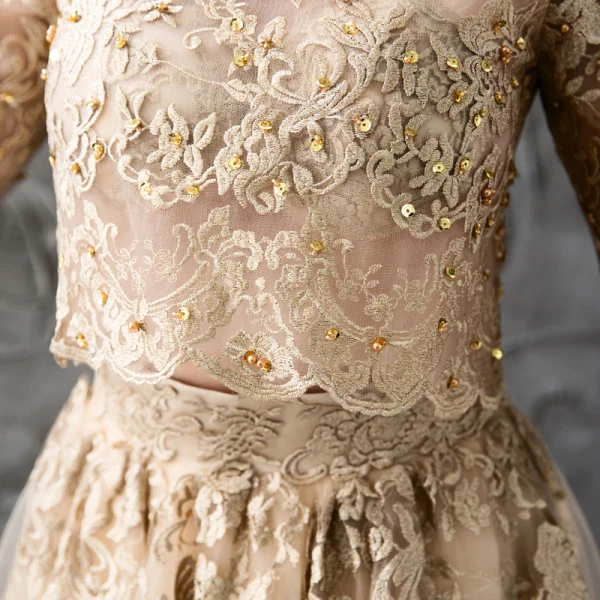 Chic / Belle Doré Robe De Soirée 2017 Dentelle Perlage Appliques Percé Paillettes Soirée Robe De Bal