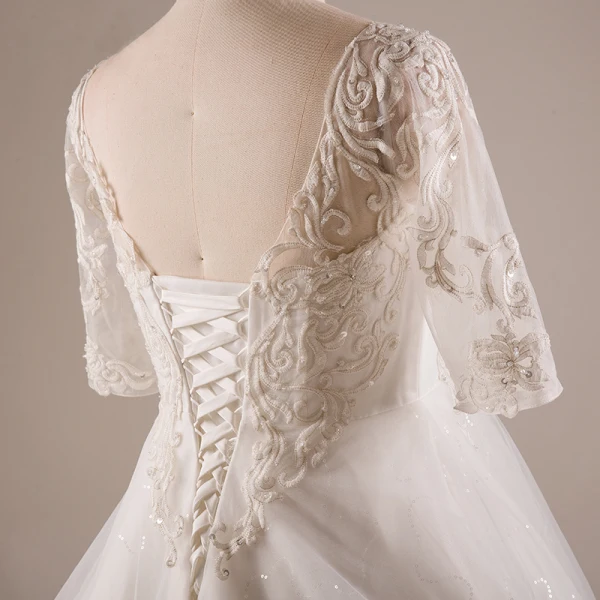 Luxury / Gorgeous Ivory 2018 Ball Gown Wedding V-Neck Lace Tulle 1/2 Sleeves Crossed Straps Appliques Backless Beading Sequins Summer Wedding Dresses