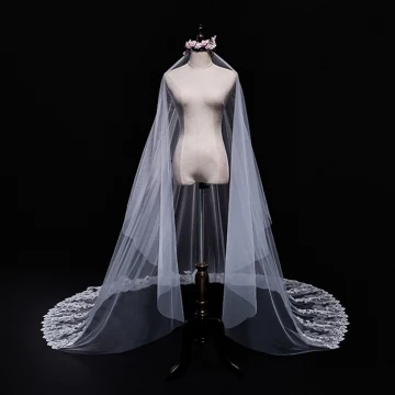 Abordable Blanche Mariage 2018 Dentelle Tulle Appliques Perlage Voile De Mariée