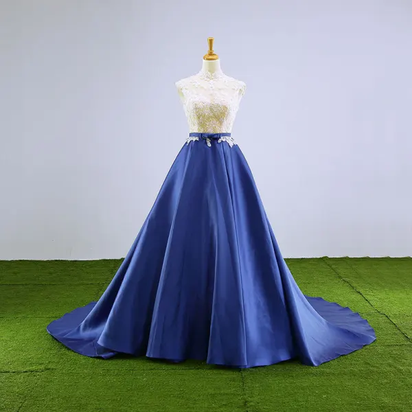 Style Chinois Vert Foncé Robe De Bal 2017 Col Haut Sans Manches Appliques Dos Nu Noeud Ceinture Satin Robe De Ceremonie Chapel Train