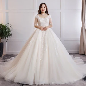 Modest Simple Champagne Plus Size Ball Gown Wedding Dresses 2019 Tulle V Neck Appliques Lace Backless Handmade Chapel Train