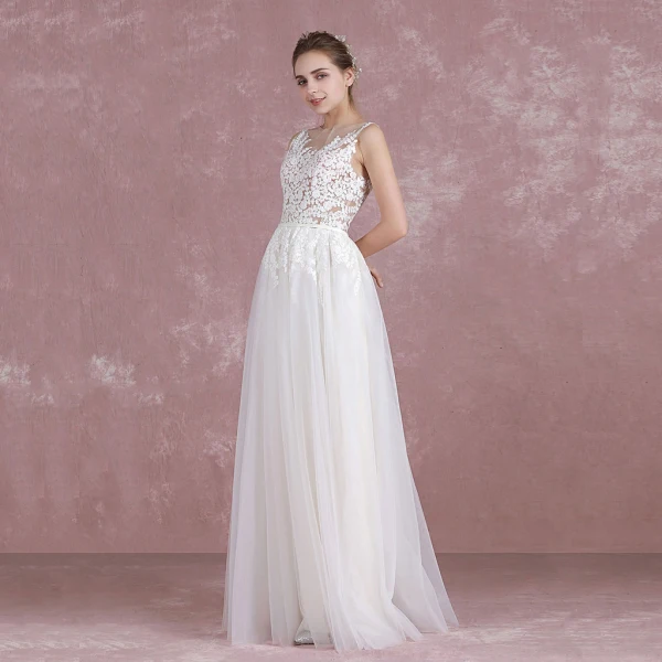 Chic / Belle Ivoire Robe De Mariée 2017 Princesse Encolure Dégagée Sans Manches Percé Dentelle Volants Tulle Ceinture Longue