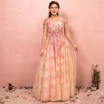 Blomma Fe Aprikos Beige Extra Stor Storlek Aftonklänningar 2018 Prinsessa V Hals Tyll Appliqués Halterneck Beading Kristall Afton Balklänningar