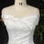 Glitzernden Bling Bling Ivory / Creme Plus Größe Brautkleider / Hochzeitskleider 2021 A Linie Ärmellos Spitze Satin Handgefertigt Perlenstickerei Pailletten Kapelle-Schleppe Hochzeit