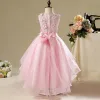 Chic / Beautiful Hall Wedding Party Dresses 2017 Flower Girl Dresses Blushing Pink Asymmetrical Ball Gown Scoop Neck Sleeveless Lace Appliques Flower Pearl Rhinestone