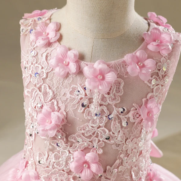 Chic / Beautiful Hall Wedding Party Dresses 2017 Flower Girl Dresses Blushing Pink Asymmetrical Ball Gown Scoop Neck Sleeveless Lace Appliques Flower Pearl Rhinestone
