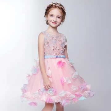 Chic Belle Salle Robe Pour Mariage 2017 Robe Ceremonie Fille Rougissant Rose Mi Longues Robe Boule Noeud Ceinture Sans Manches Encolure Dégagée Papillon Fleur Appliques