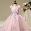 Chic / Beautiful Hall Wedding Party Dresses 2017 Flower Girl Dresses Blushing Pink Ball Gown Chapel Train V-Neck Sleeveless Flower Appliques Pearl