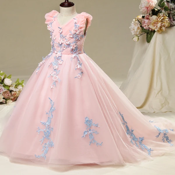 Chic / Beautiful Hall Wedding Party Dresses 2017 Flower Girl Dresses Blushing Pink Ball Gown Chapel Train V-Neck Sleeveless Flower Appliques Pearl