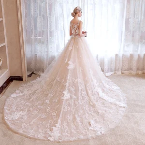 Sexy Kirke Brudekjoler 2017 Champagne Prinsesse Glitter Cathedral Train Ryggløse Firkantet Hals Uten Ermer Appliques Blomst
